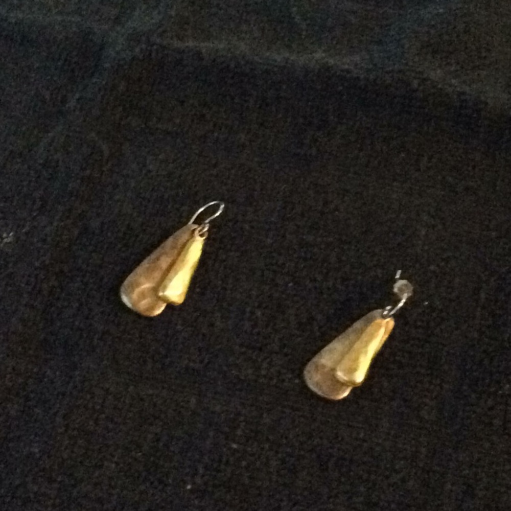 Earings